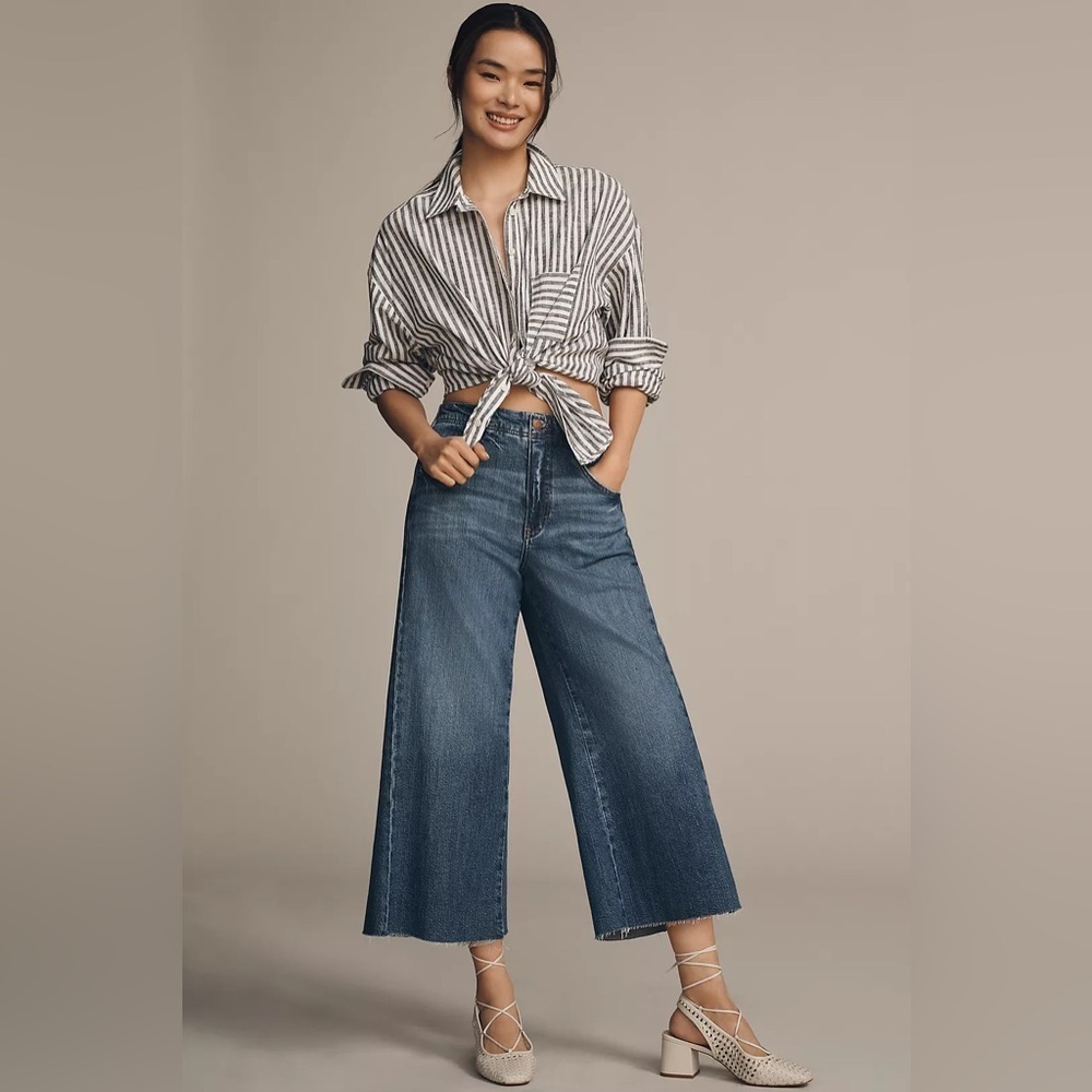 ❤️HP❤️ NWT Size 27 (Waist 15.75") - Anthro Adi Crop Mid-Rise Flare Cotton Jeans